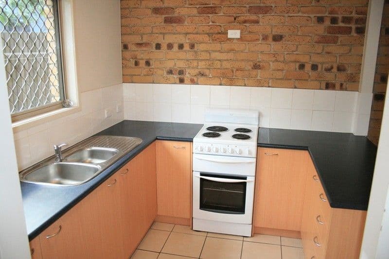 2 Tingi Avenue, TANAH MERAH QLD 4128, Tanah Merah - Thumbnail 2