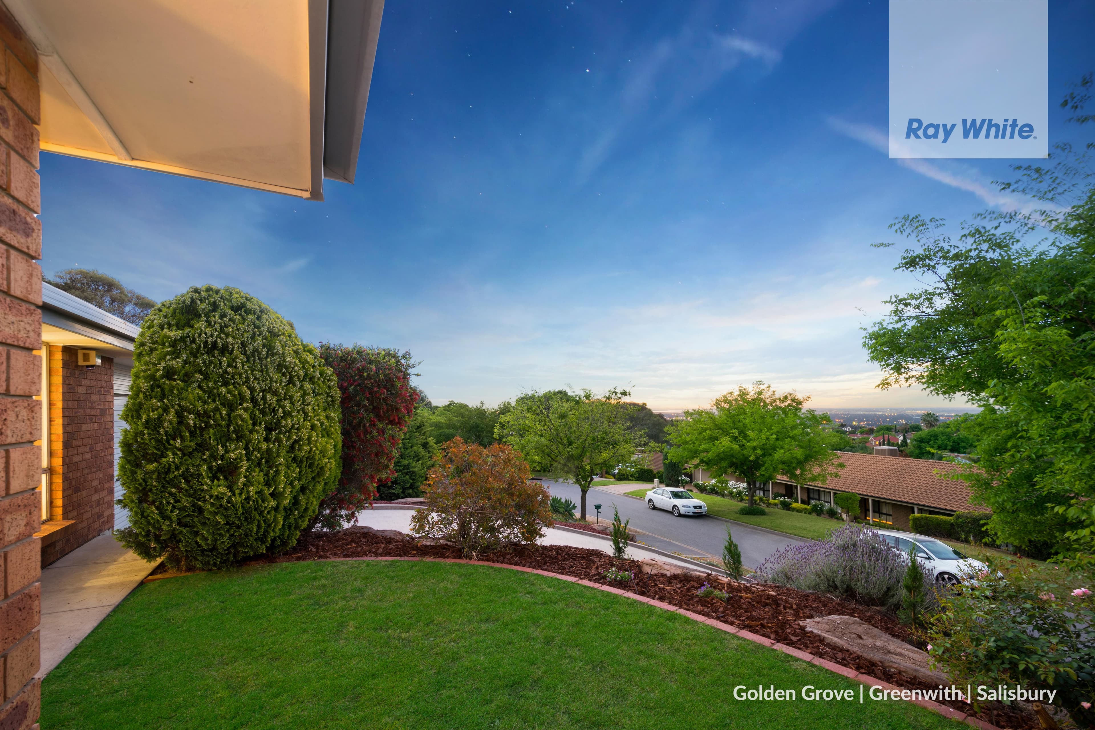 23 Songlark Grove, Flagstaff Hill - Image 1