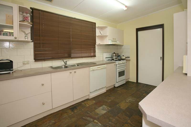 2 Fife Court, MULGRAVE VIC 3170, Mulgrave - Thumbnail 2
