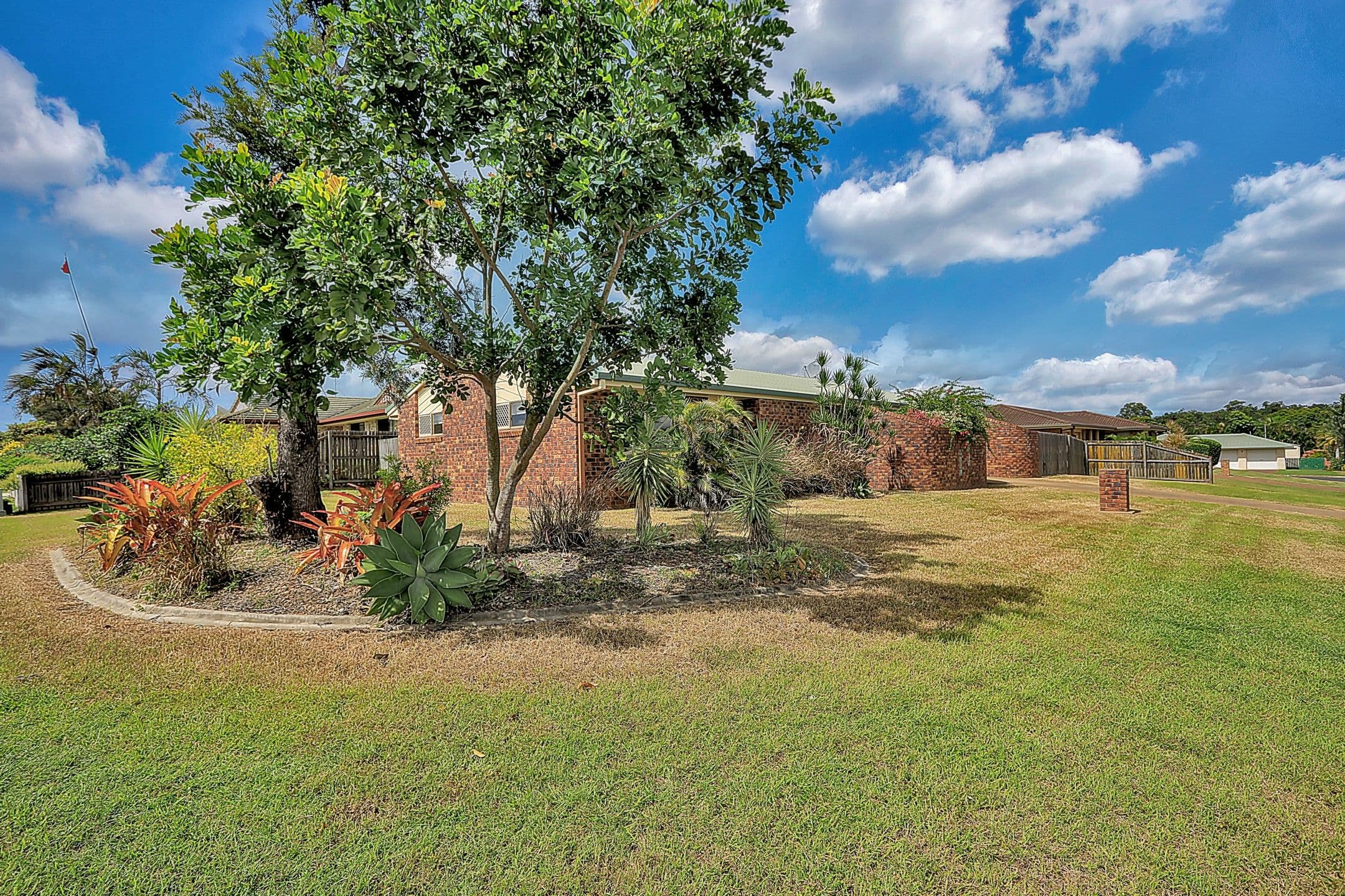 2 Southern Cross Drive, Avoca QLD 4670, Avoca - Thumbnail 2