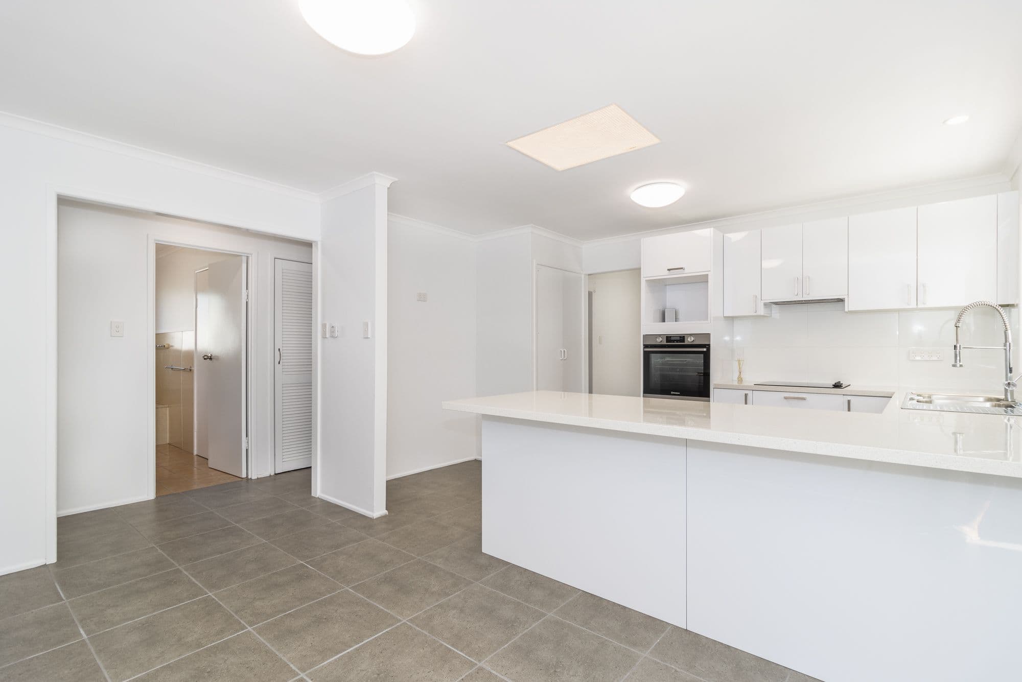 354 Boat Harbour Drive, Scarness QLD 4655, Scarness - Thumbnail 3