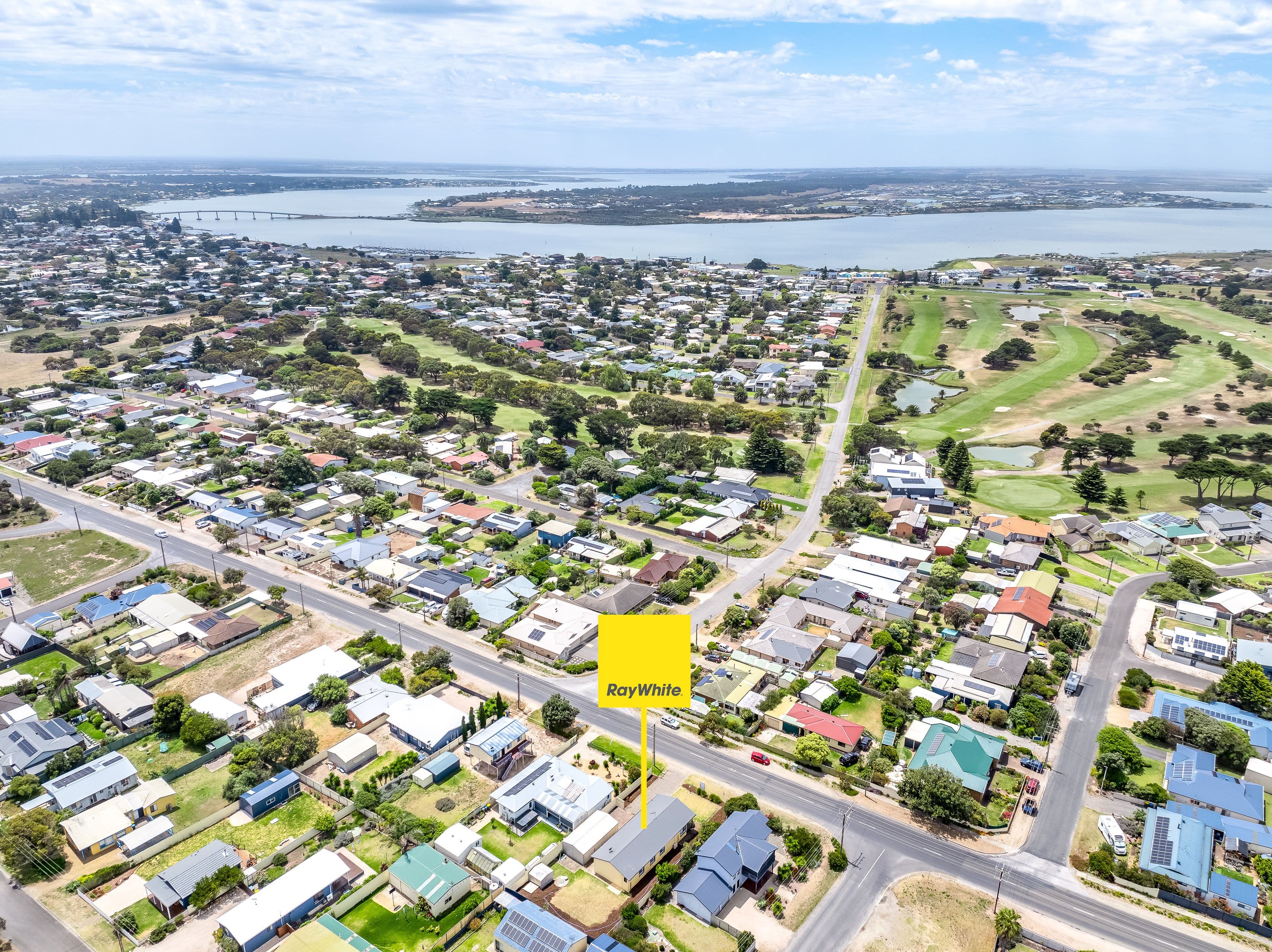 15 Beach Road, Goolwa Beach SA 5214, Goolwa Beach - Thumbnail 2