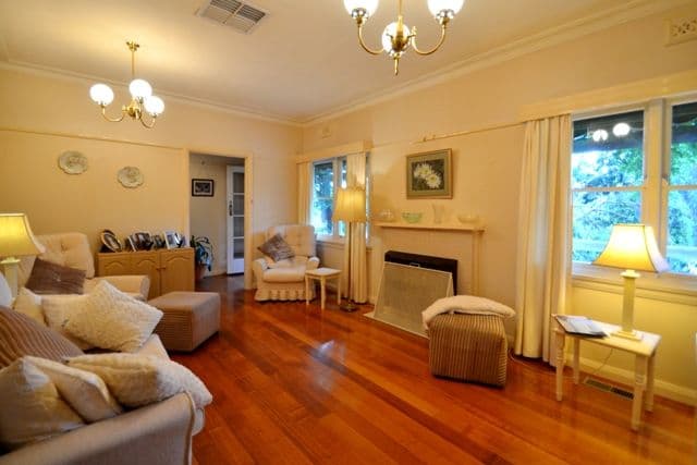 106 Hume Street, GREENSBOROUGH VIC 3088, Greensborough - Thumbnail 3