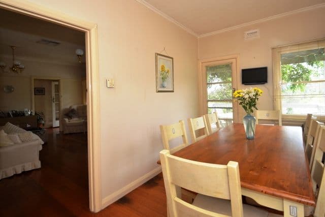 106 Hume Street, GREENSBOROUGH VIC 3088, Greensborough - Thumbnail 4