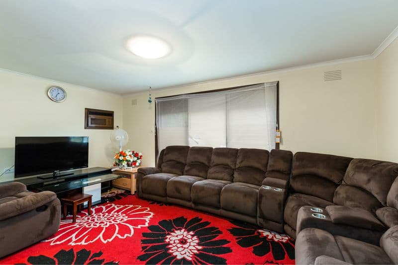 17 Myrtle Street, Melton South VIC 3338, Melton South - Thumbnail 6