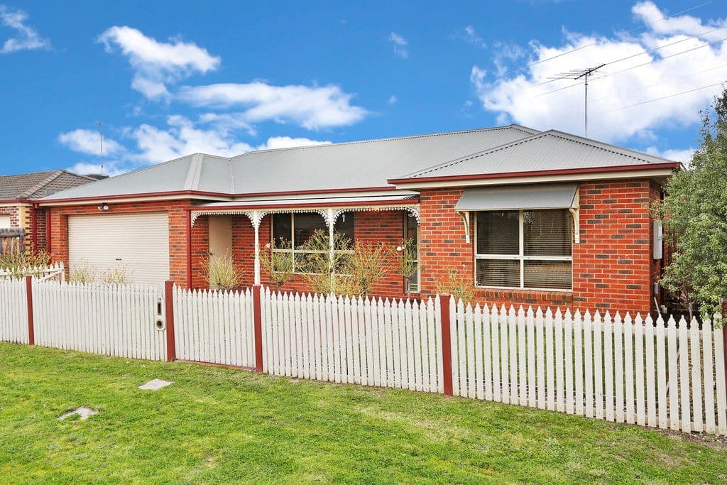 10 Nolan Place, LOVELY BANKS VIC 3213, Lovely Banks - Image 1