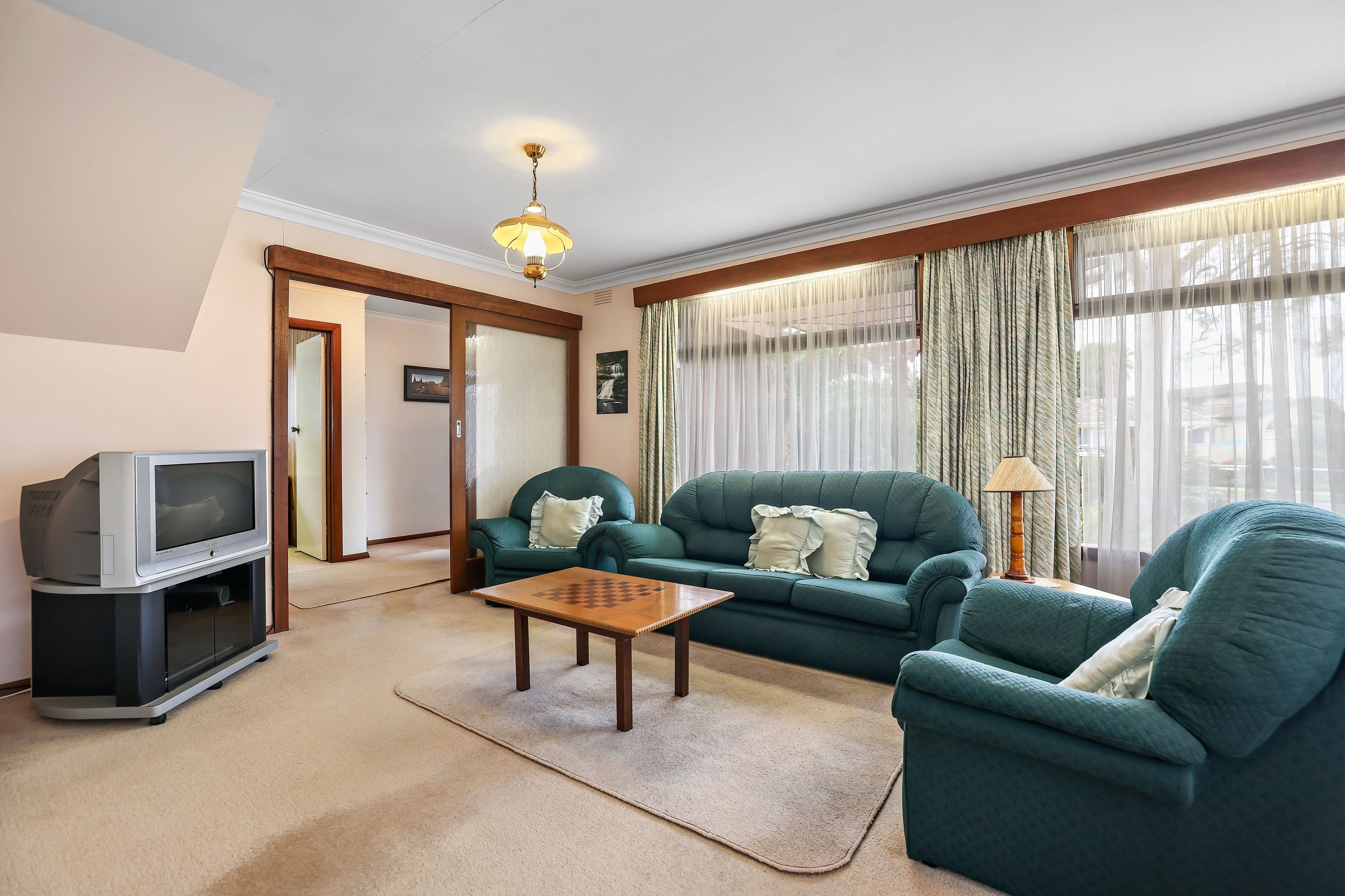 136 Anne Road, Knoxfield VIC 3180, Knoxfield - Thumbnail 2