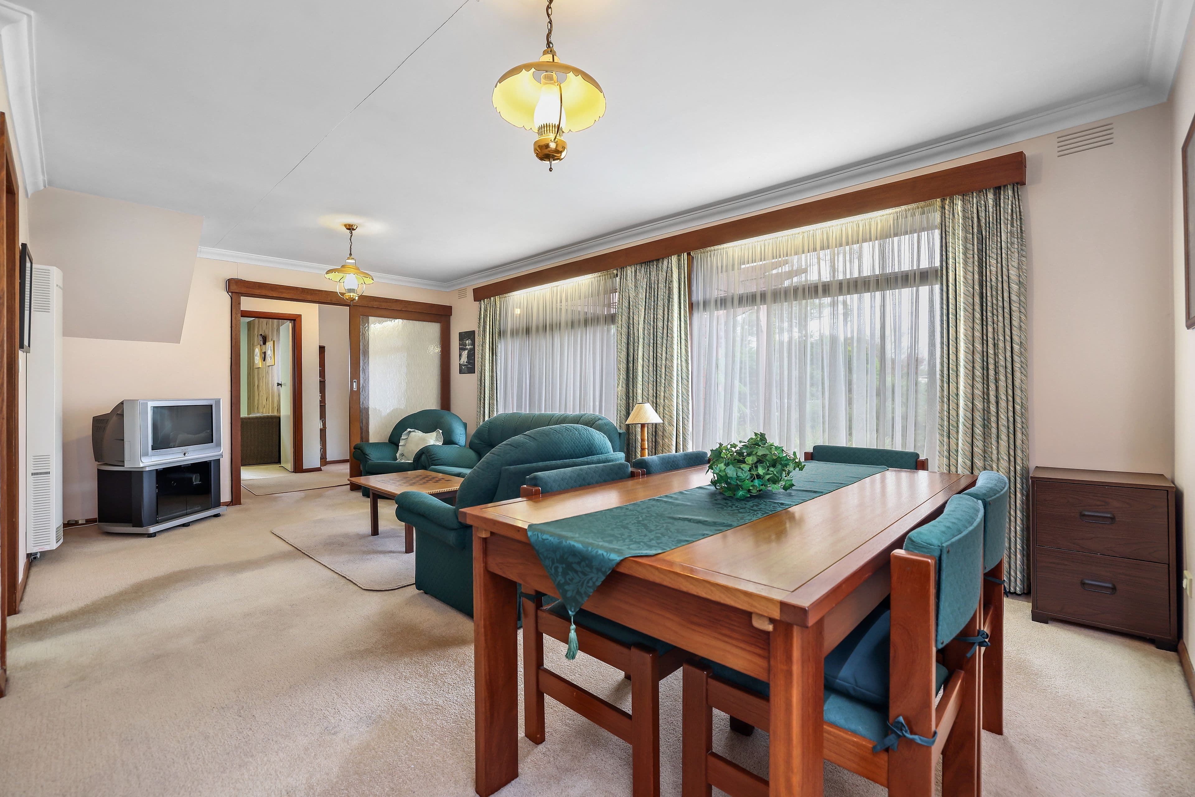 136 Anne Road, Knoxfield VIC 3180, Knoxfield - Thumbnail 4