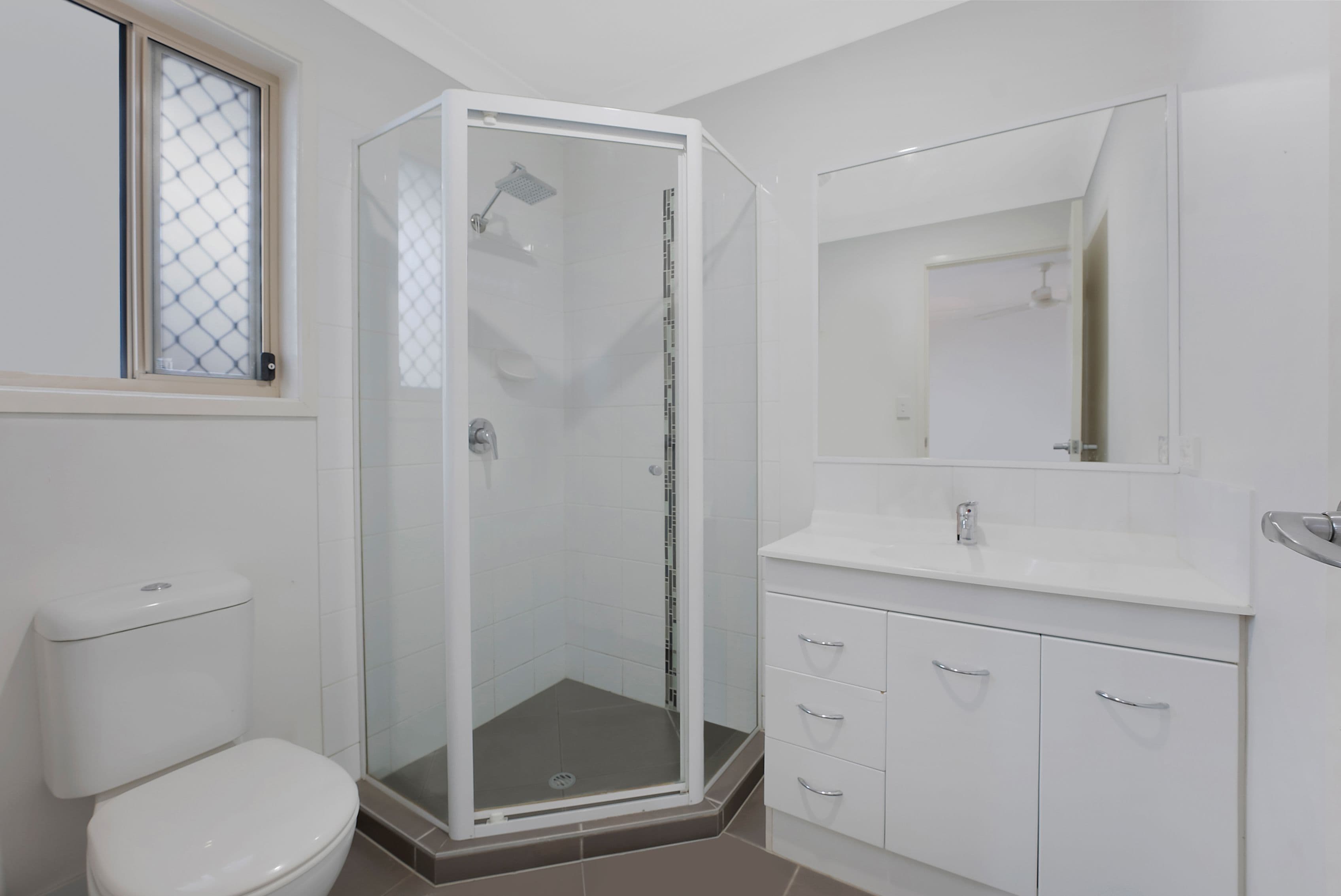 13 Bowerbird Crescent, Dakabin QLD 4503, Dakabin - Thumbnail 6
