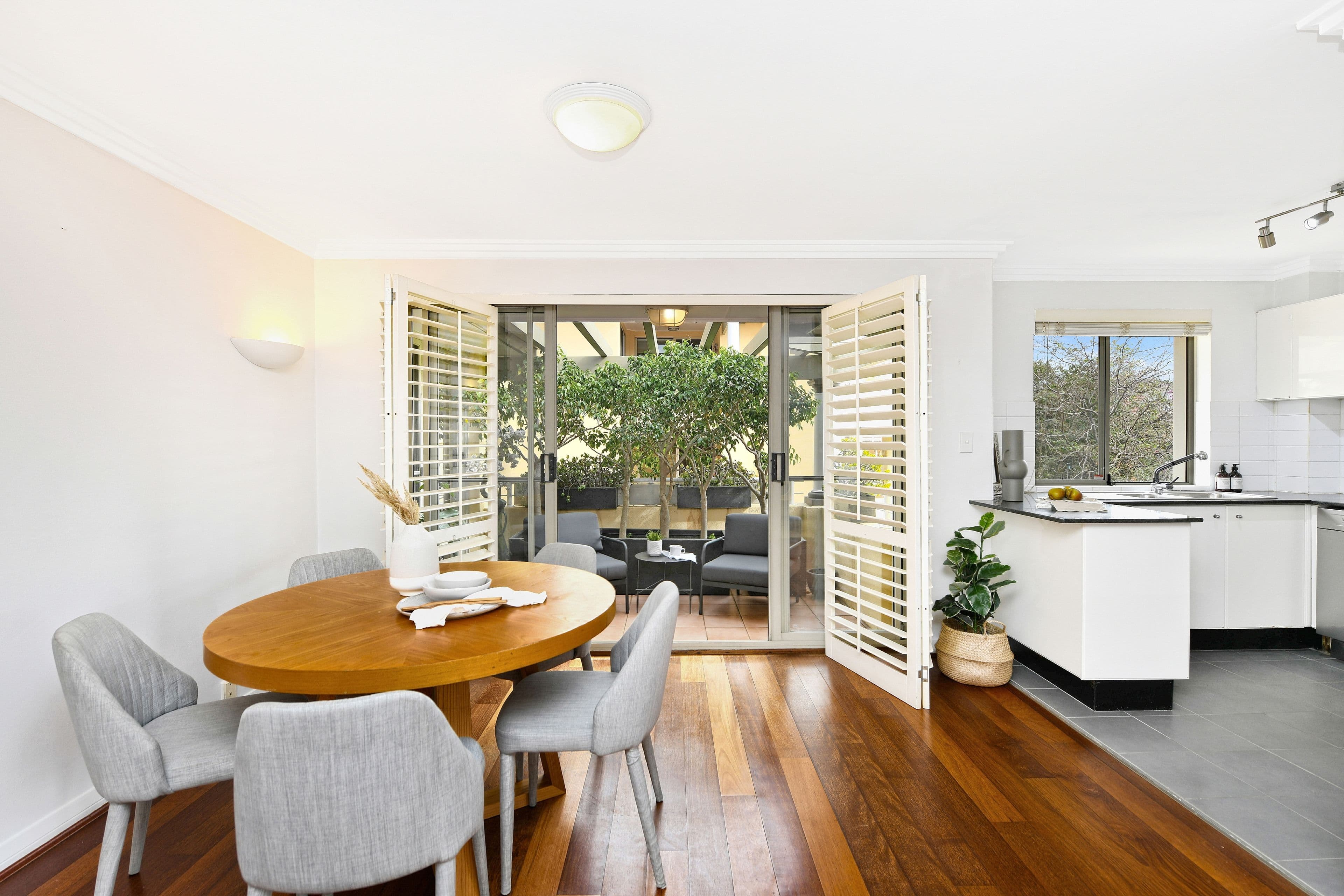 114-116 Brook Street, Coogee NSW 2034, Coogee - Thumbnail 4