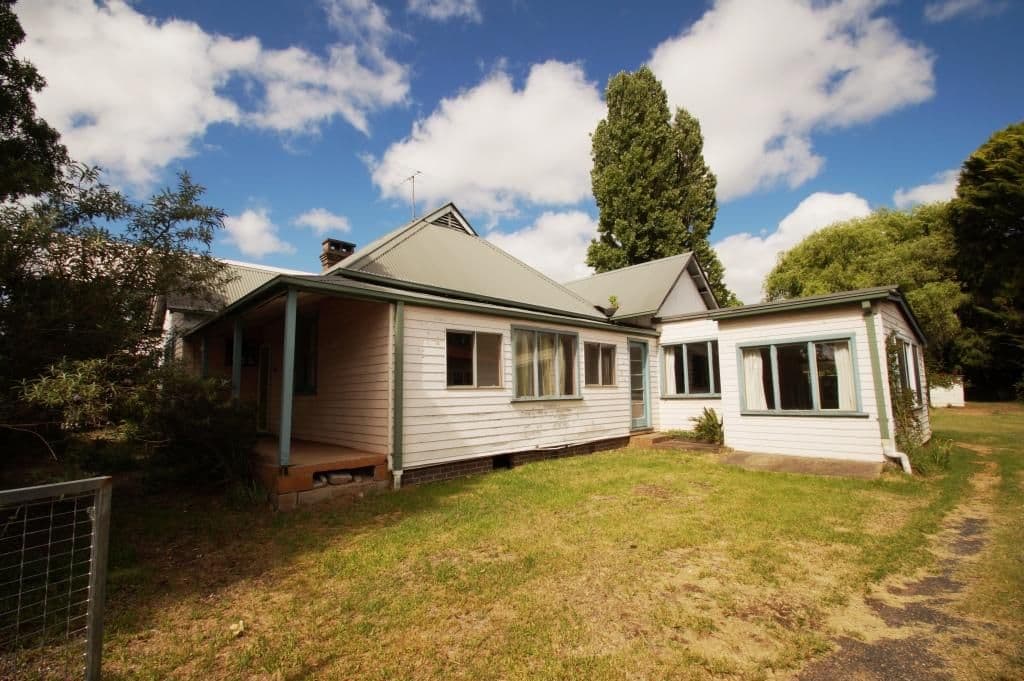 144 Markham Street, ARMIDALE NSW 2350, Armidale - Thumbnail 2