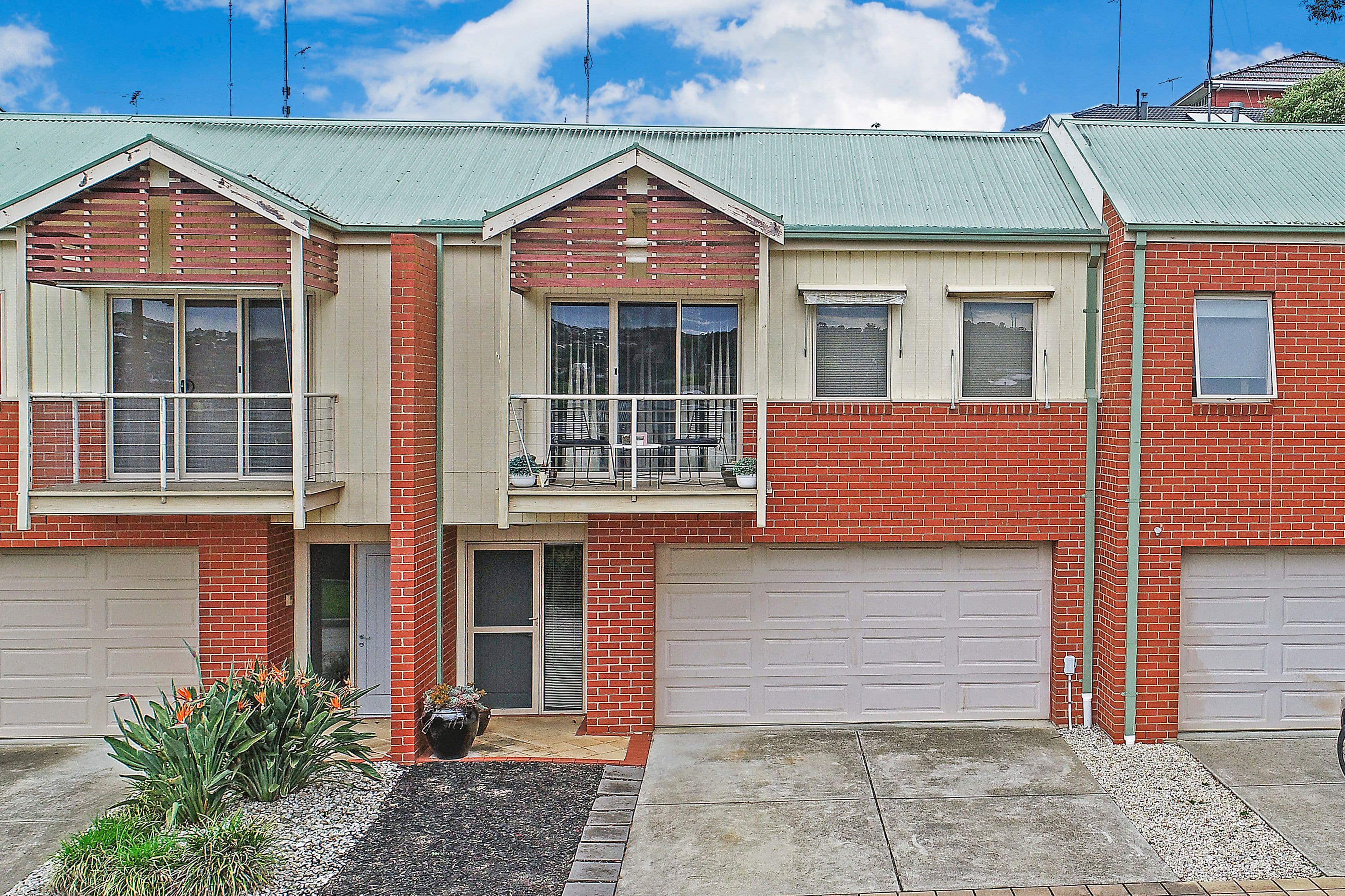 221 Roslyn Road, Belmont VIC 3216, Belmont - Image 1