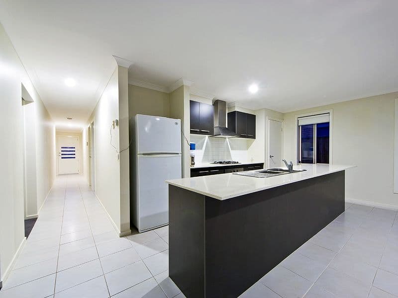 38  Tyler Crescent, TARNEIT VIC 3029, Tarneit - Thumbnail 4