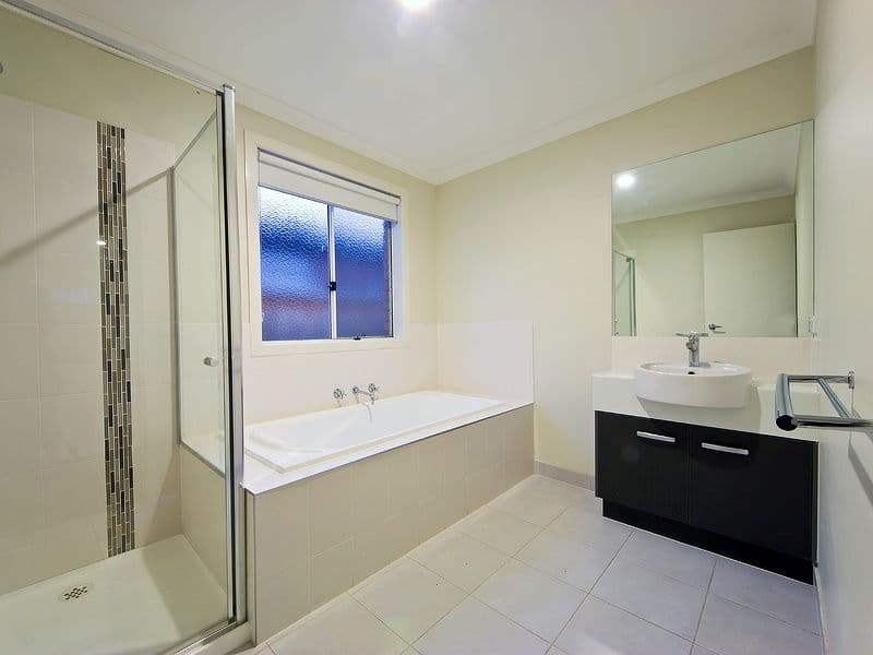 38  Tyler Crescent, TARNEIT VIC 3029, Tarneit - Thumbnail 5
