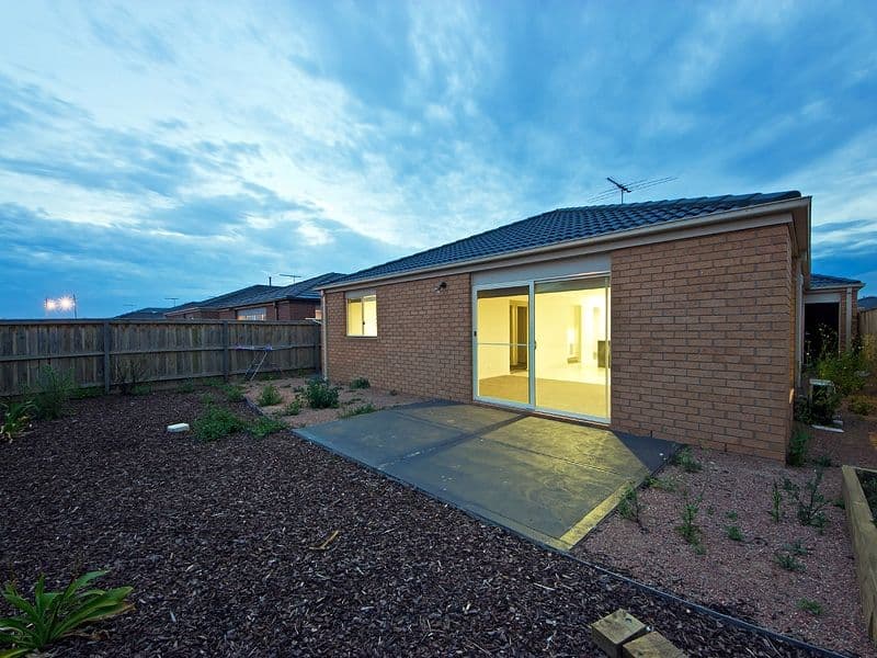 38  Tyler Crescent, TARNEIT VIC 3029, Tarneit - Thumbnail 8