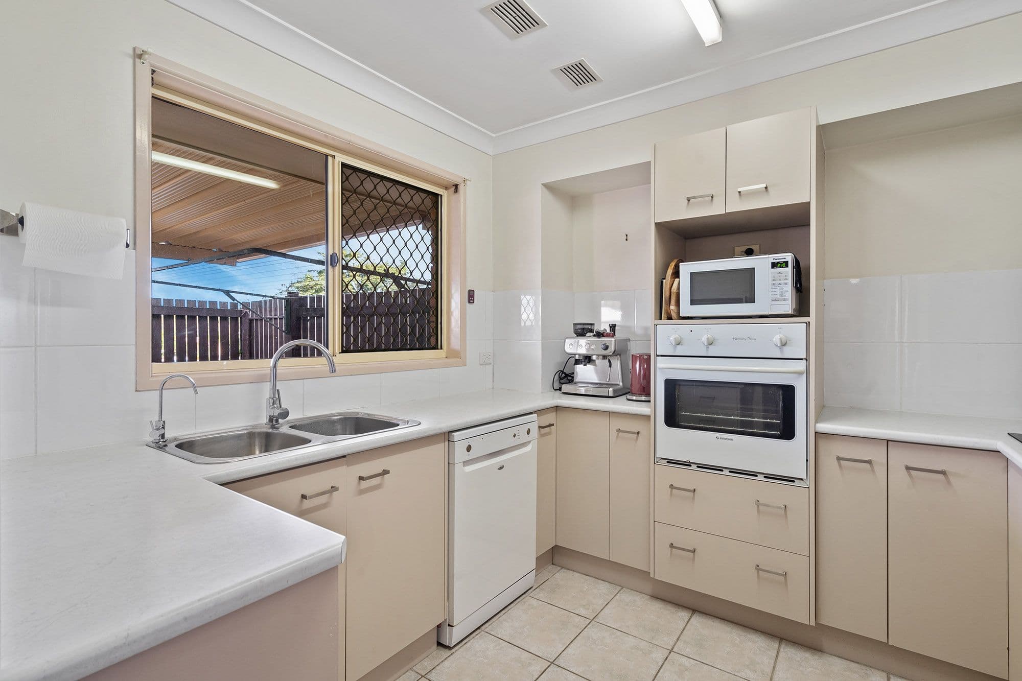 2 Corella Place, Runcorn QLD 4113, Runcorn - Thumbnail 8