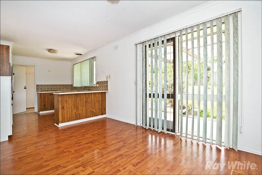 18 Oaktree Drive, HAMPTON PARK VIC 3976, Hampton Park - Thumbnail 4