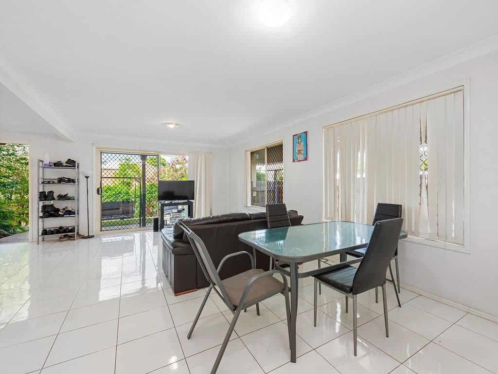 69 Primrose Street, Sherwood QLD 4075, Sherwood - Thumbnail 3