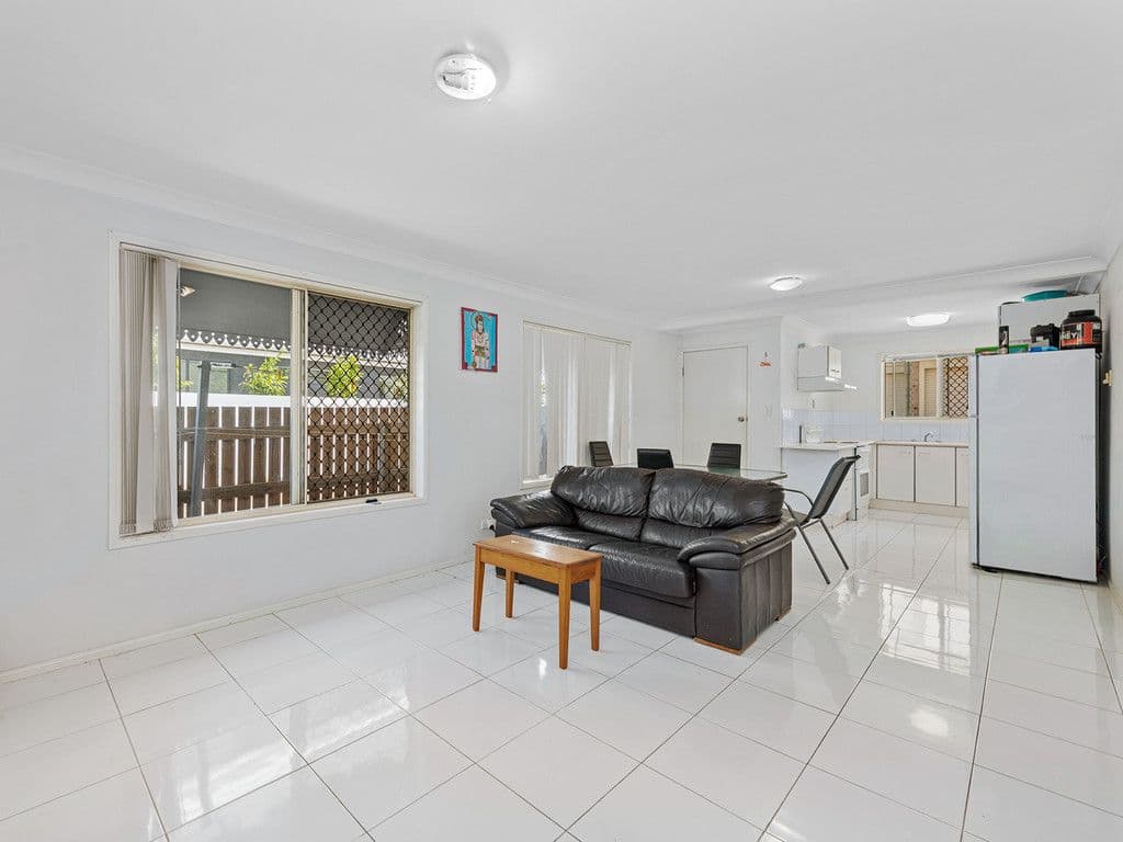 69 Primrose Street, Sherwood QLD 4075, Sherwood - Thumbnail 4