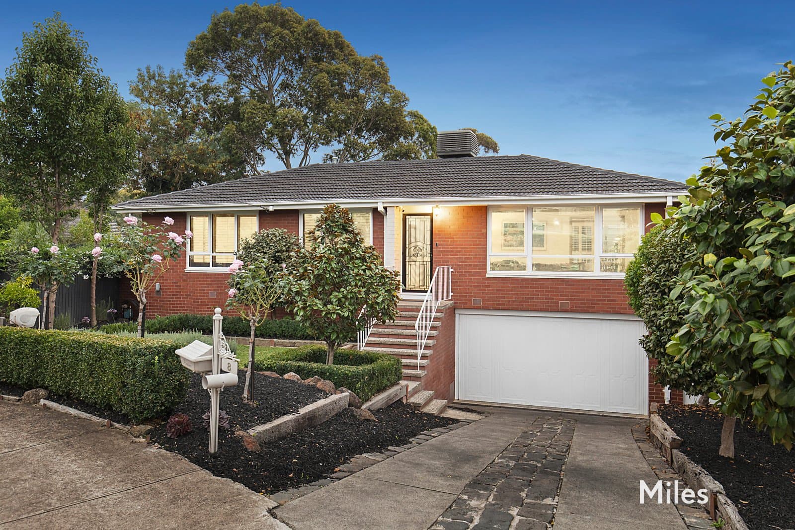 8 Rangeview Court, Viewbank, Viewbank - Thumbnail 3