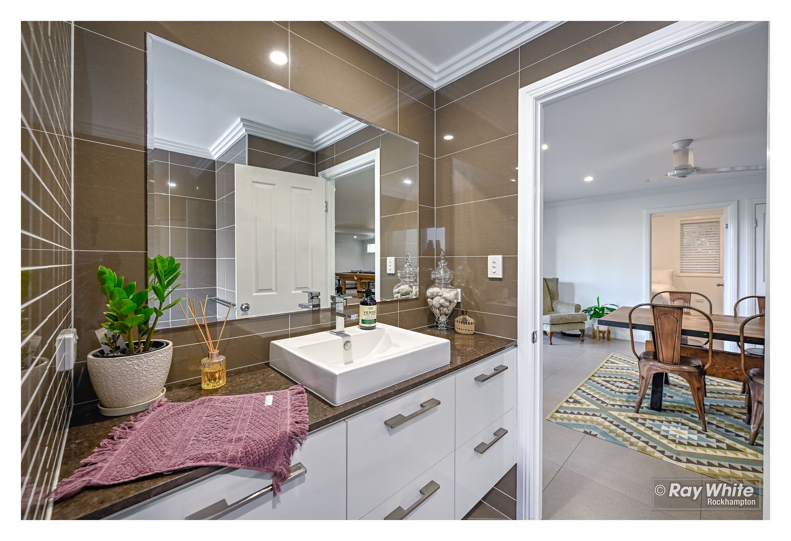 185 Caroline Street, The Range QLD 4700, The Range - Thumbnail 8