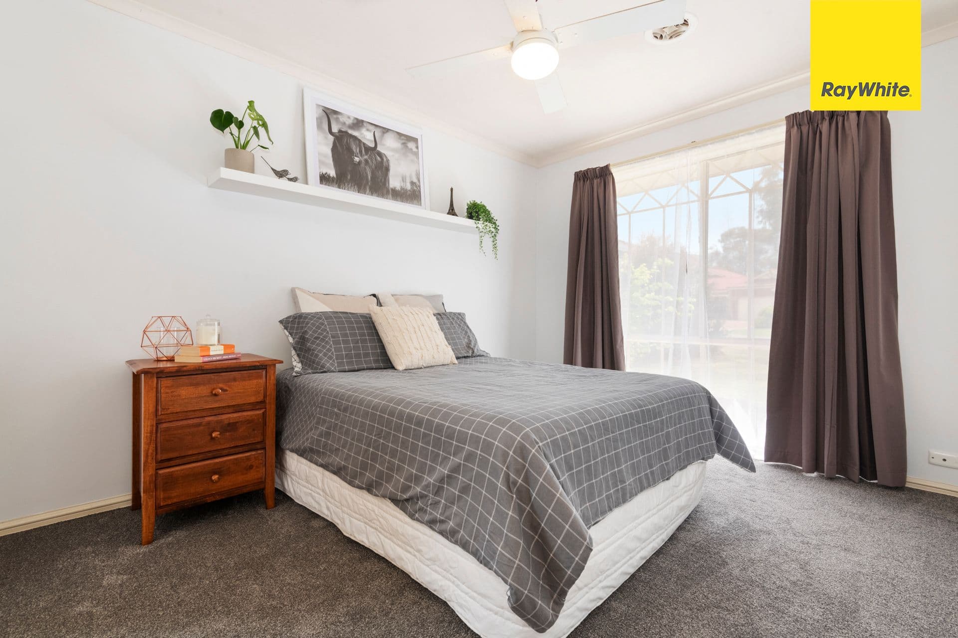 6 Rubicon Court, Sunbury VIC 3429, Sunbury - Thumbnail 2