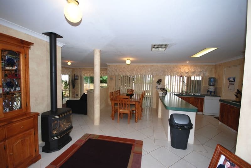9 Loep Court, PARMELIA WA 6167, Parmelia - Thumbnail 7