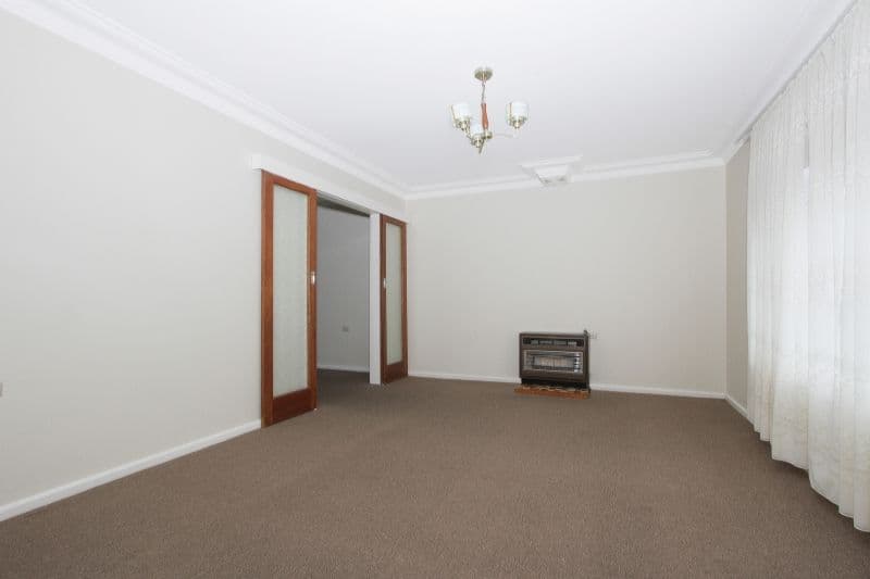 4 Ross Street, Goulburn - Thumbnail 3