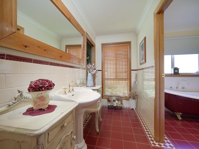29 Dunne Crescent, THURGOONA NSW 2640, Thurgoona - Thumbnail 2