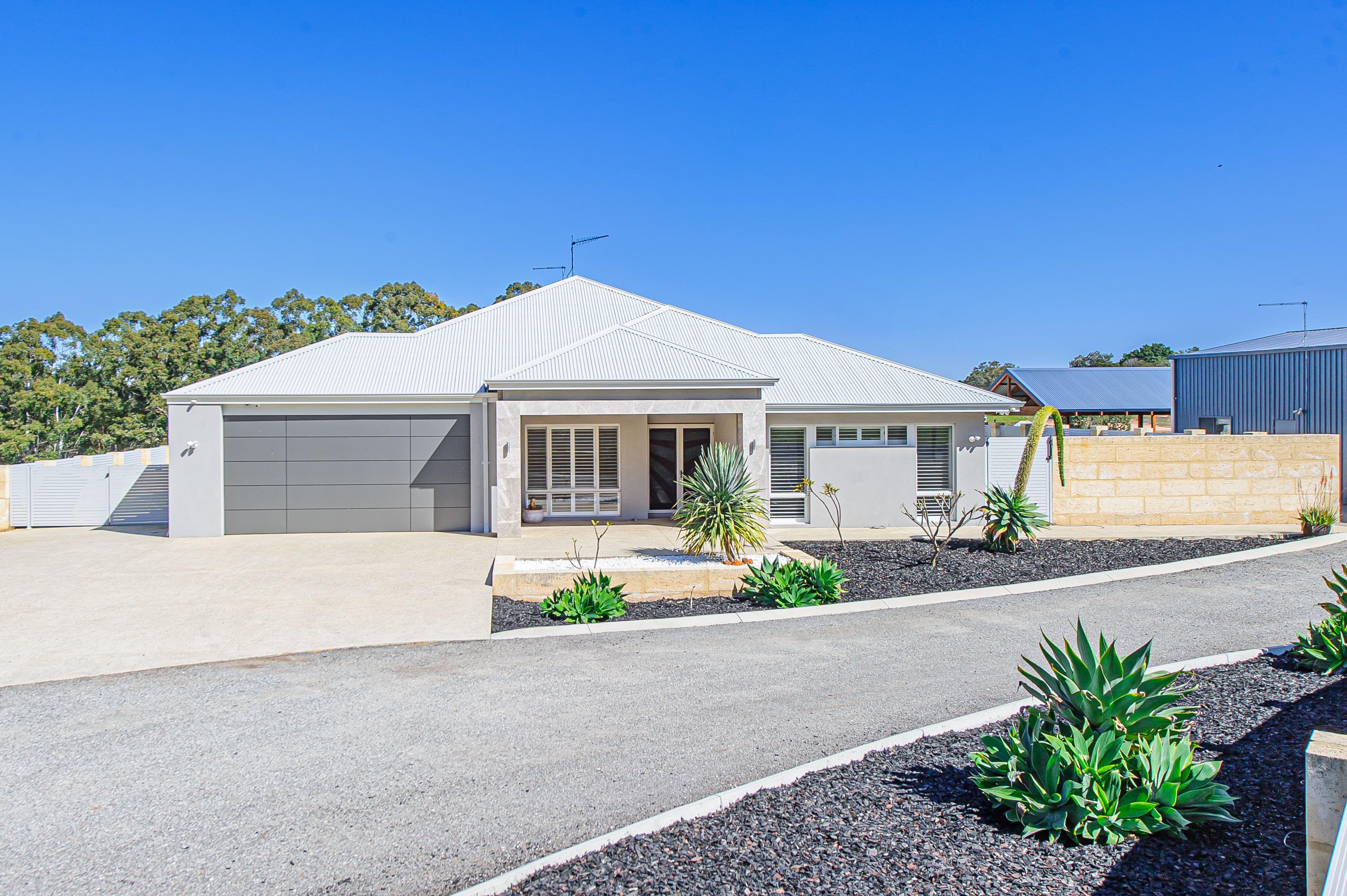 145 Santa Gertrudis Drive, Lower Chittering WA 6084, Lower Chittering - Thumbnail 2