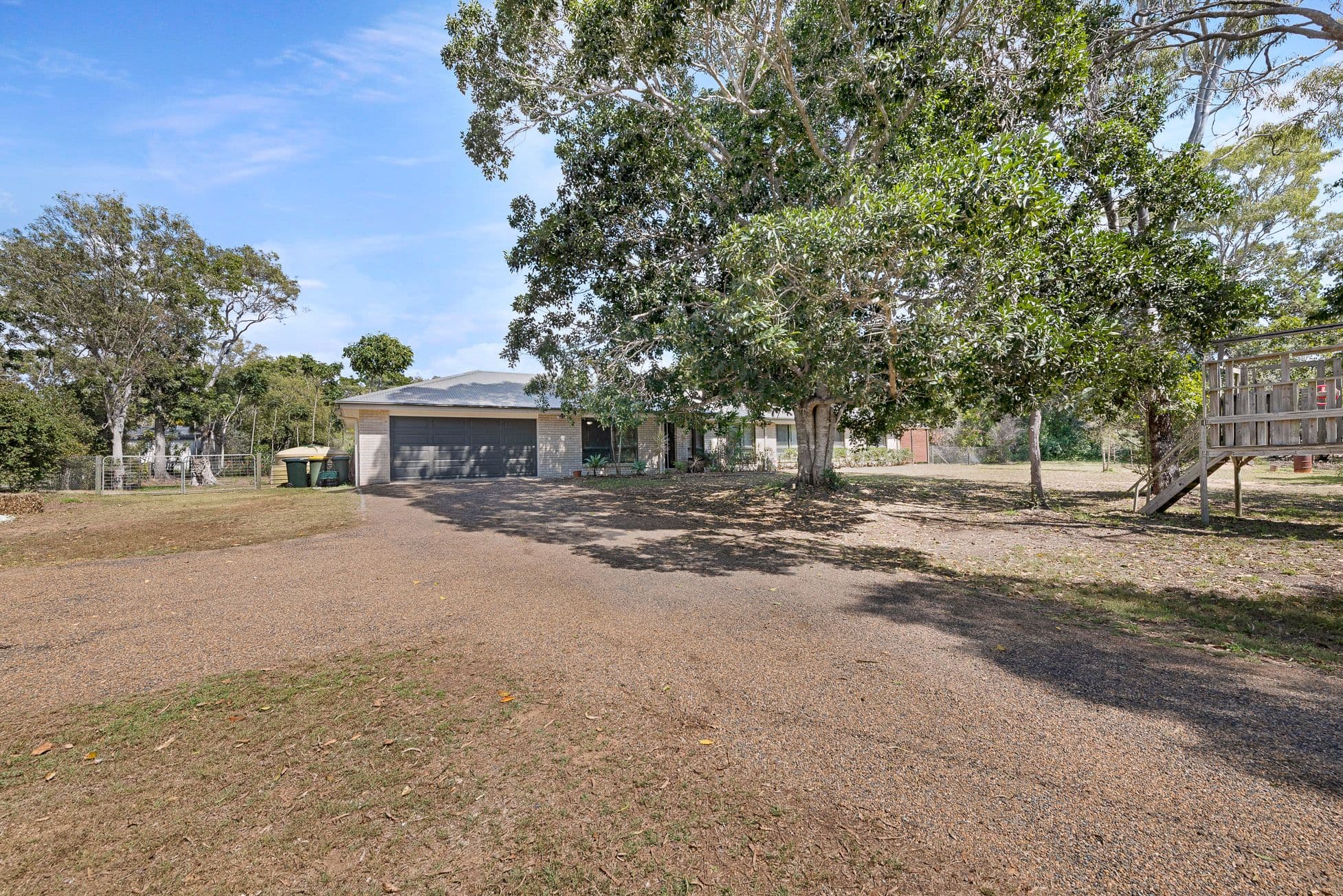 11 Kingfisher Crescent, Moore Park Beach QLD 4670, Moore Park Beach - Thumbnail 5