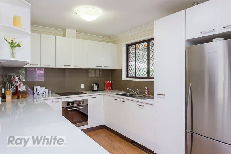 63 Todman Street, CARINA QLD 4152, Carina - Thumbnail 3