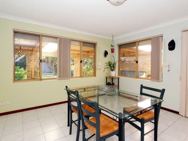 118 Lydon Boulevard, ATWELL WA 6164, Atwell - Thumbnail 4