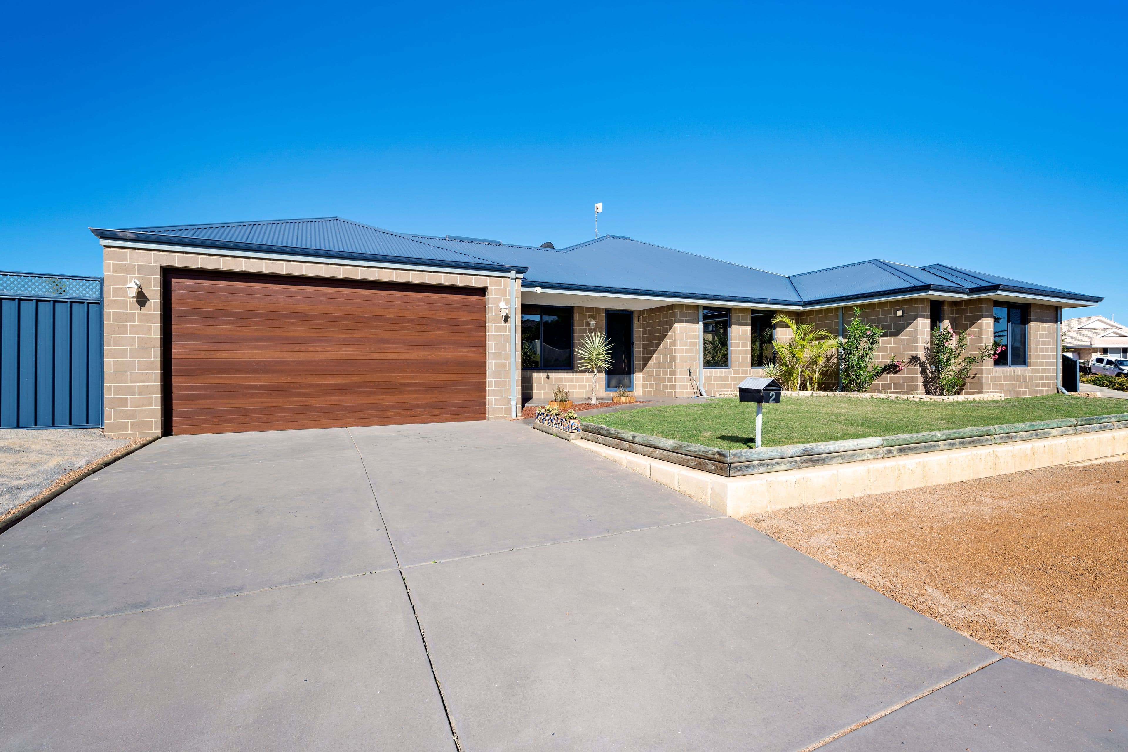 2 Bluewater Close, Drummond Cove WA 6532, Drummond Cove - Image 1