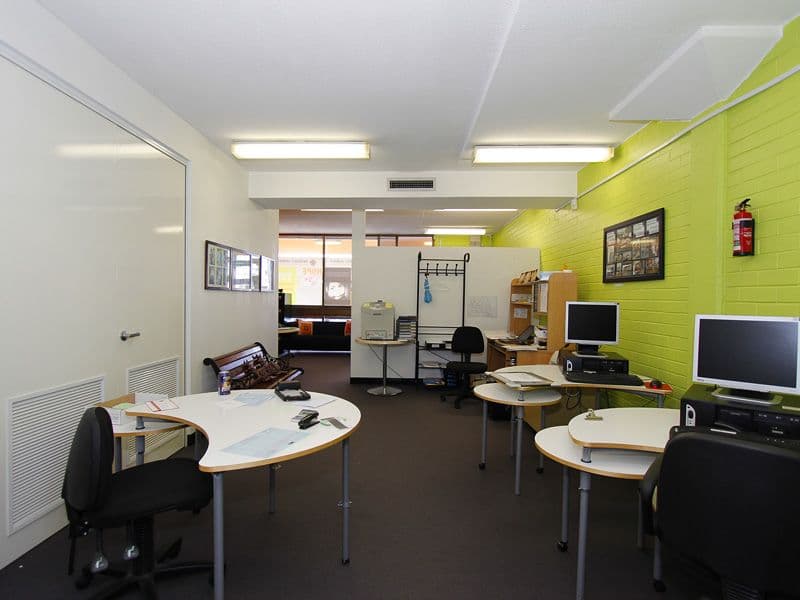 222 Walter Road, MORLEY WA 6062, Morley - Thumbnail 3