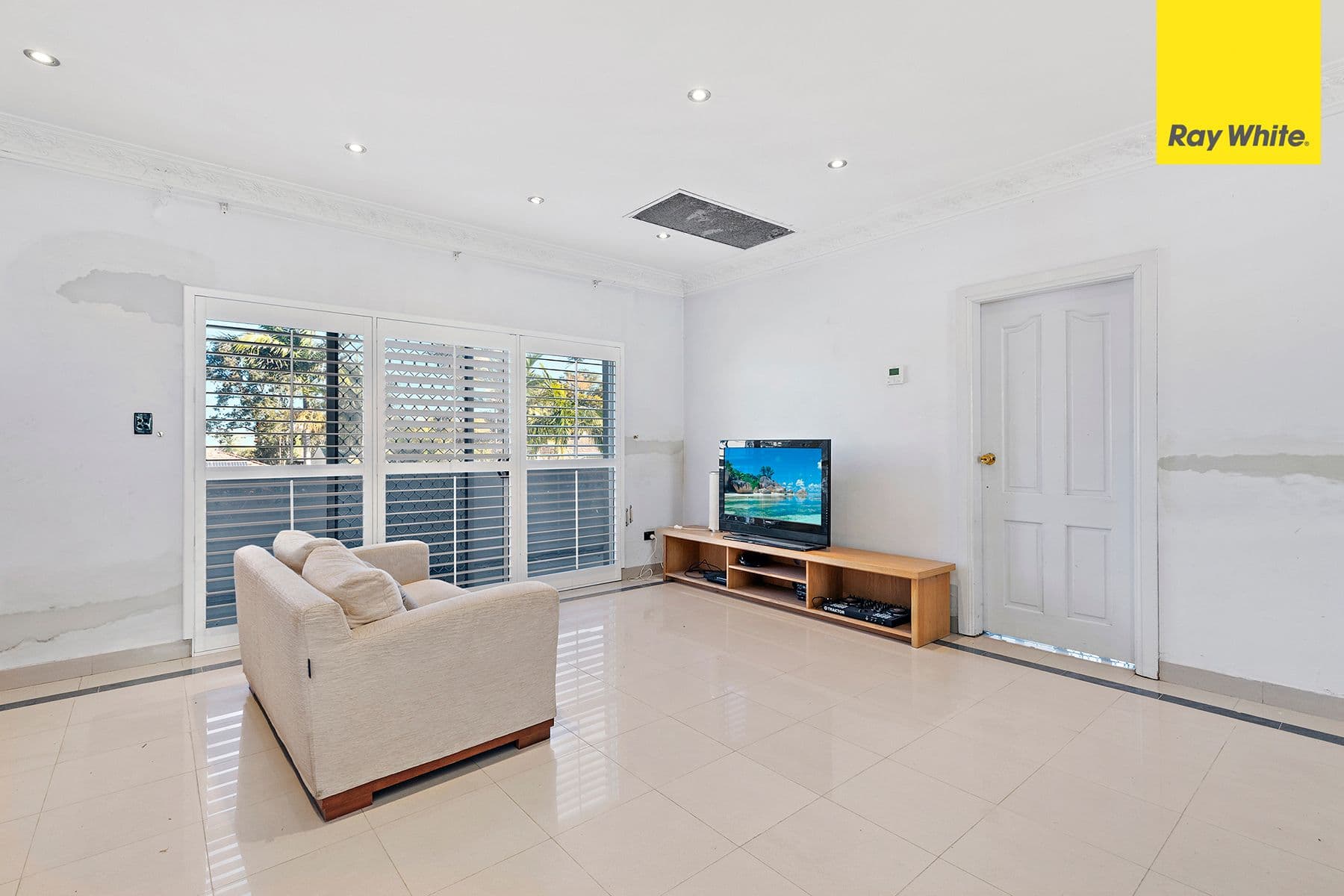 184 Banksia Road, Greenacre - Thumbnail 5