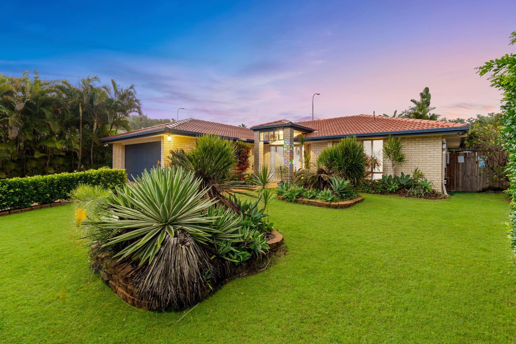 2 Mountain View Crescent, Mount Warren Park QLD 4207, Mount Warren Park - Thumbnail 2