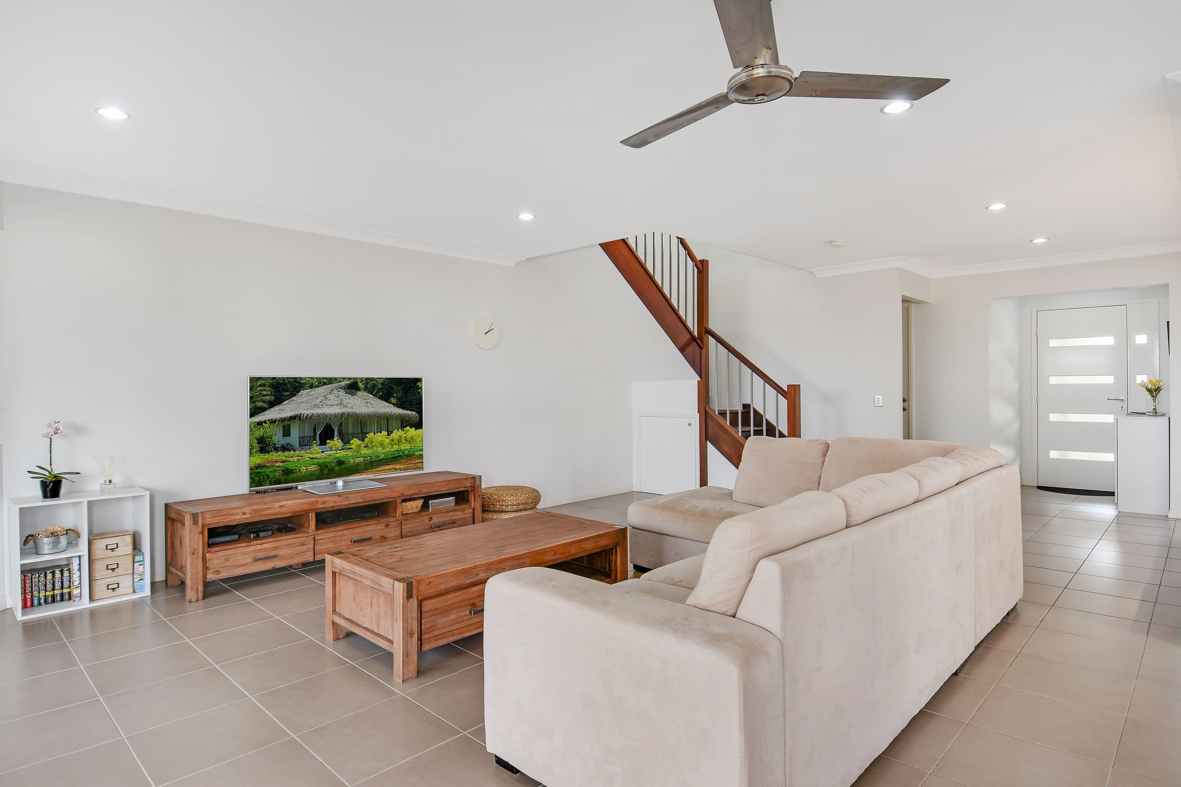 5 Valencia Boulevard, Burleigh Waters QLD 4220, Burleigh Waters - Thumbnail 2