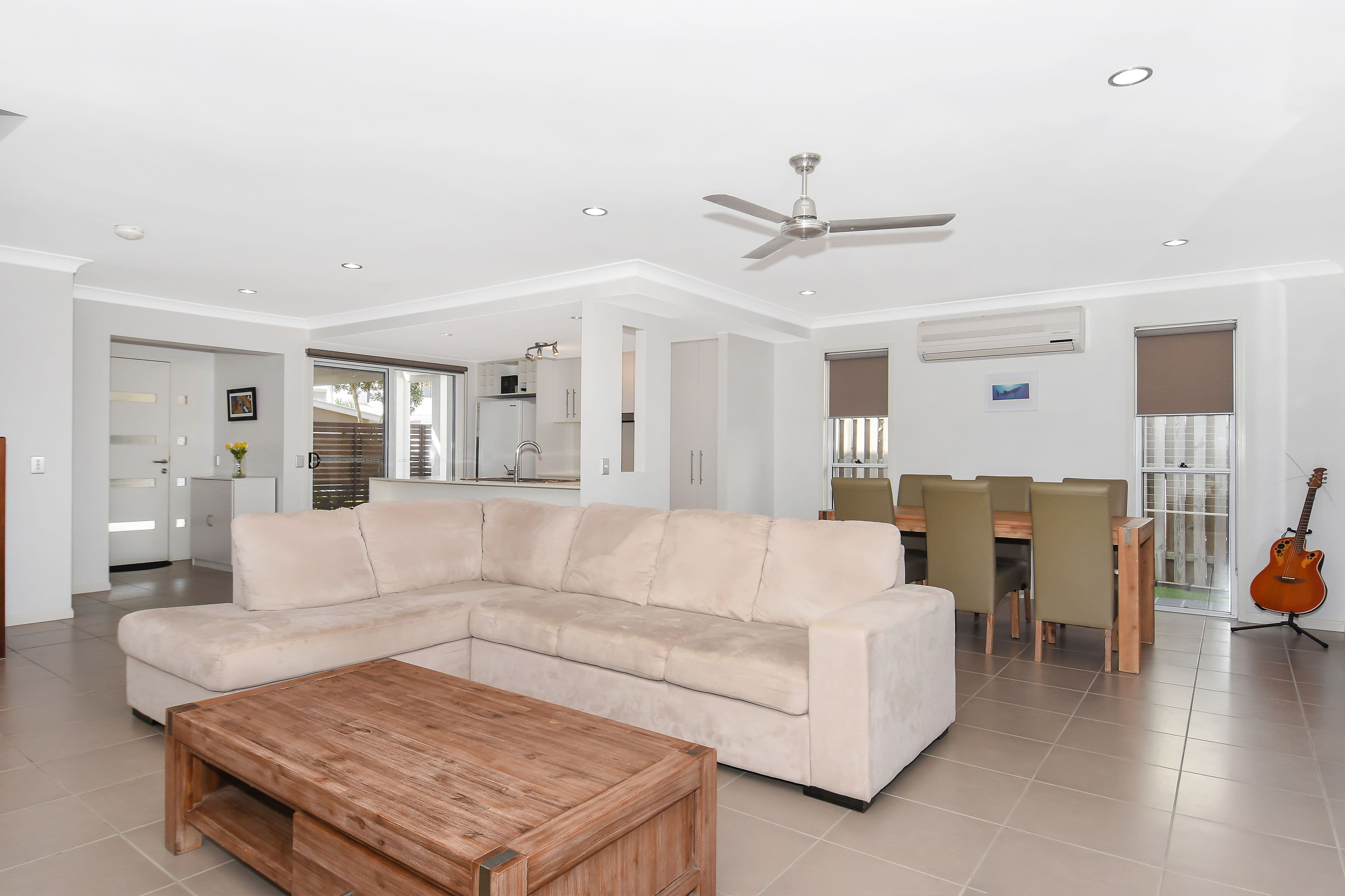 5 Valencia Boulevard, Burleigh Waters QLD 4220, Burleigh Waters - Thumbnail 4