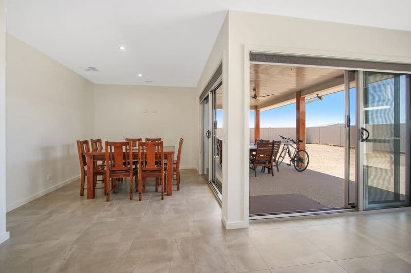 34 Vanguard Street, Yarrawonga VIC 3730, Yarrawonga - Thumbnail 4