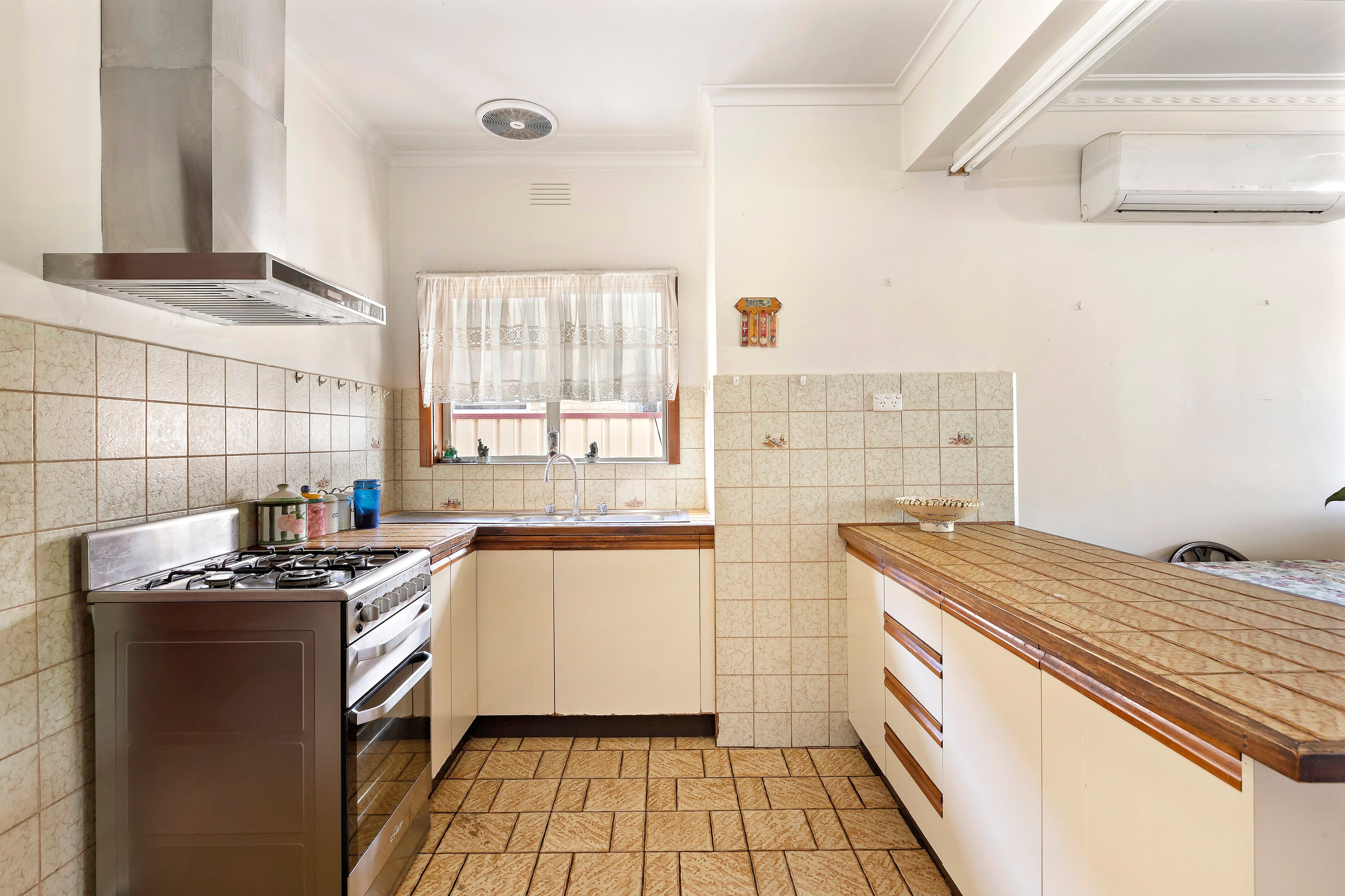 233 Clayton Road, Clayton VIC 3168, Clayton - Thumbnail 6
