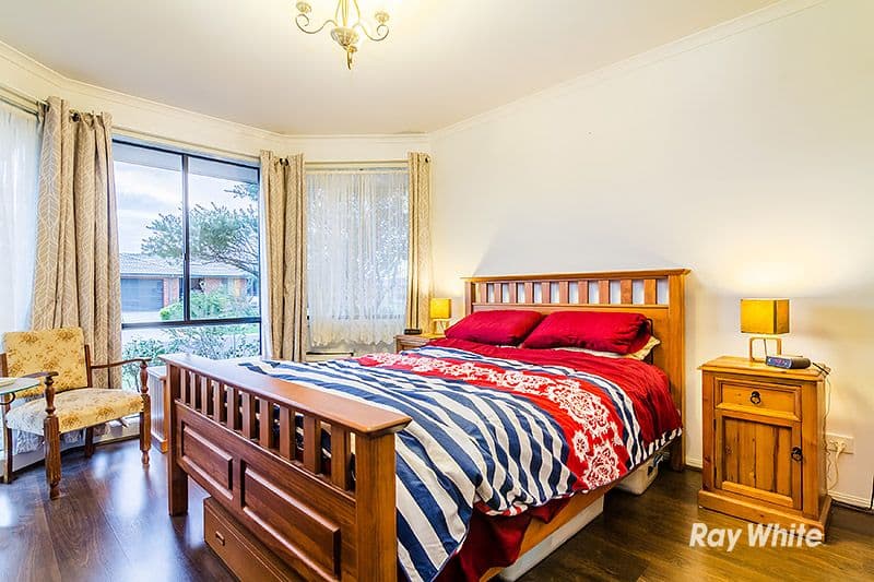 65 Trafalgar Way, Cranbourne East VIC 3977, Cranbourne East - Thumbnail 2