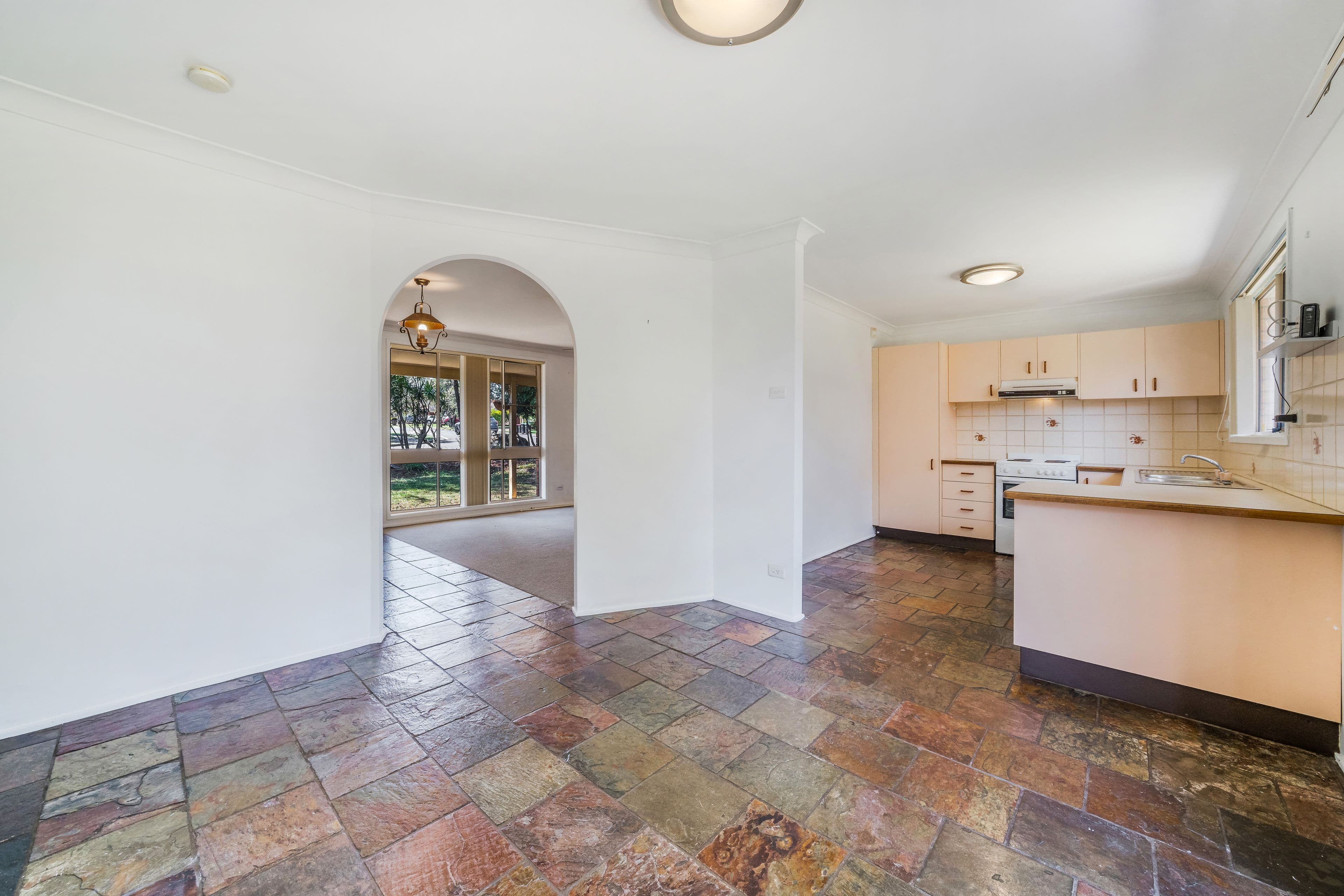 2 Mornington Place, Hinchinbrook NSW 2168, Hinchinbrook - Thumbnail 8