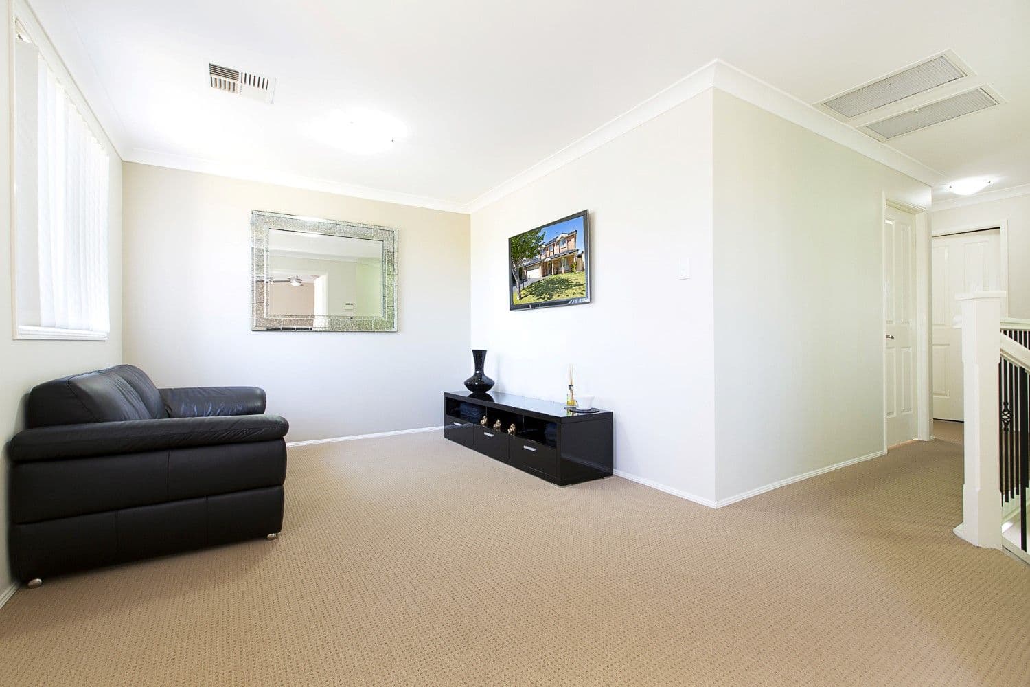 18 Cascade Avenue, Glenmore Park - Thumbnail 5
