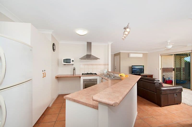 17 Hastings Crescent, CARRARA QLD 4211, Carrara - Thumbnail 8