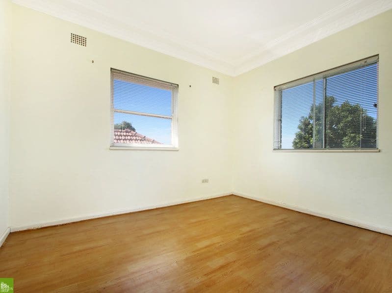 38 Grand View Parade, Lake Heights - Thumbnail 6