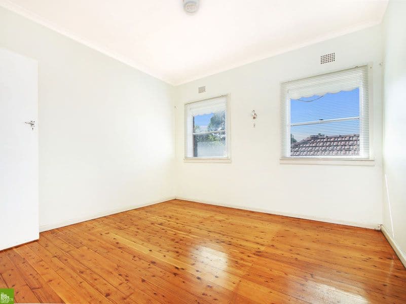 38 Grand View Parade, Lake Heights - Thumbnail 7