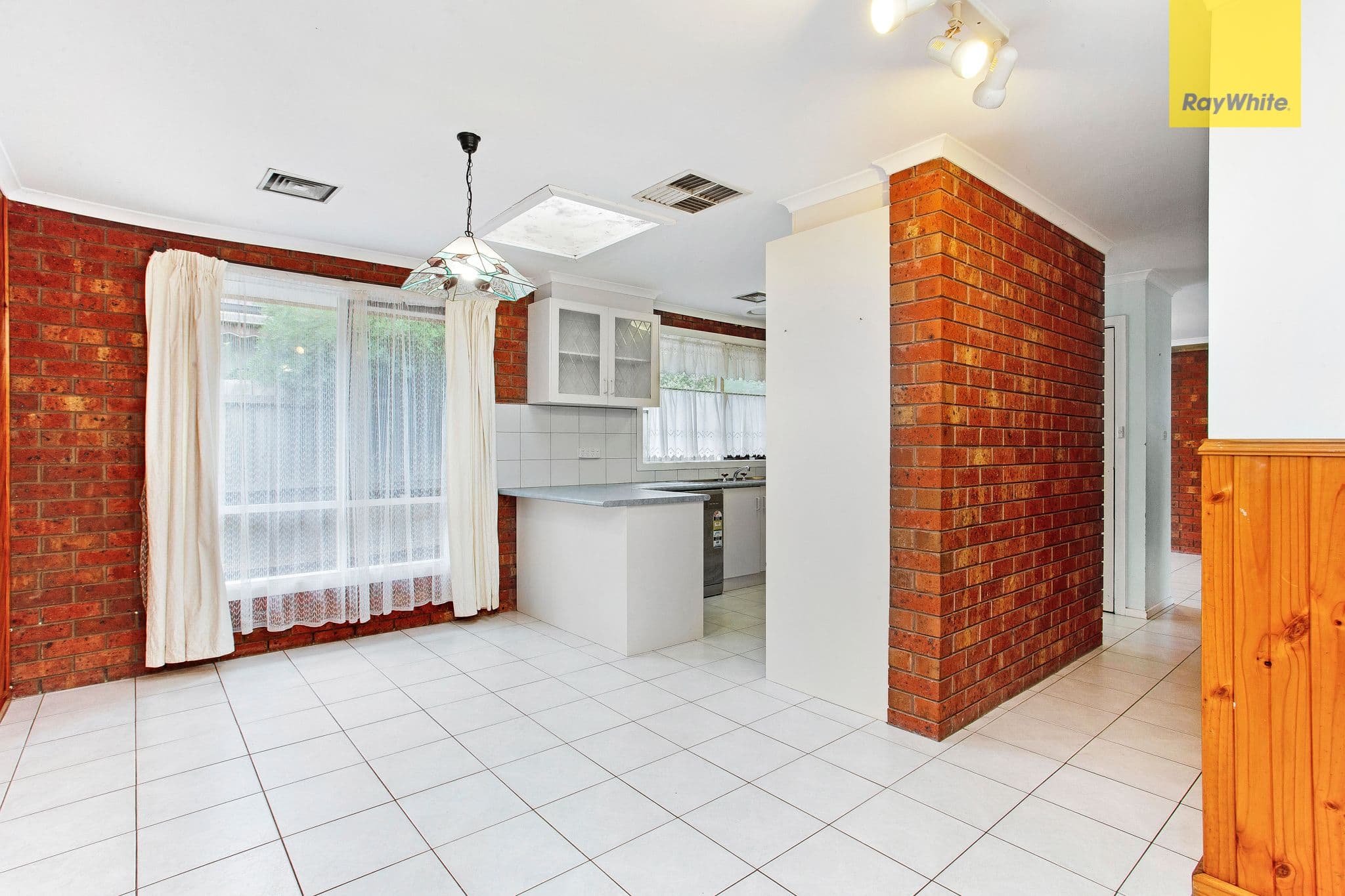 8 Morley Court, Keilor Downs VIC 3038, Keilor Downs - Thumbnail 3