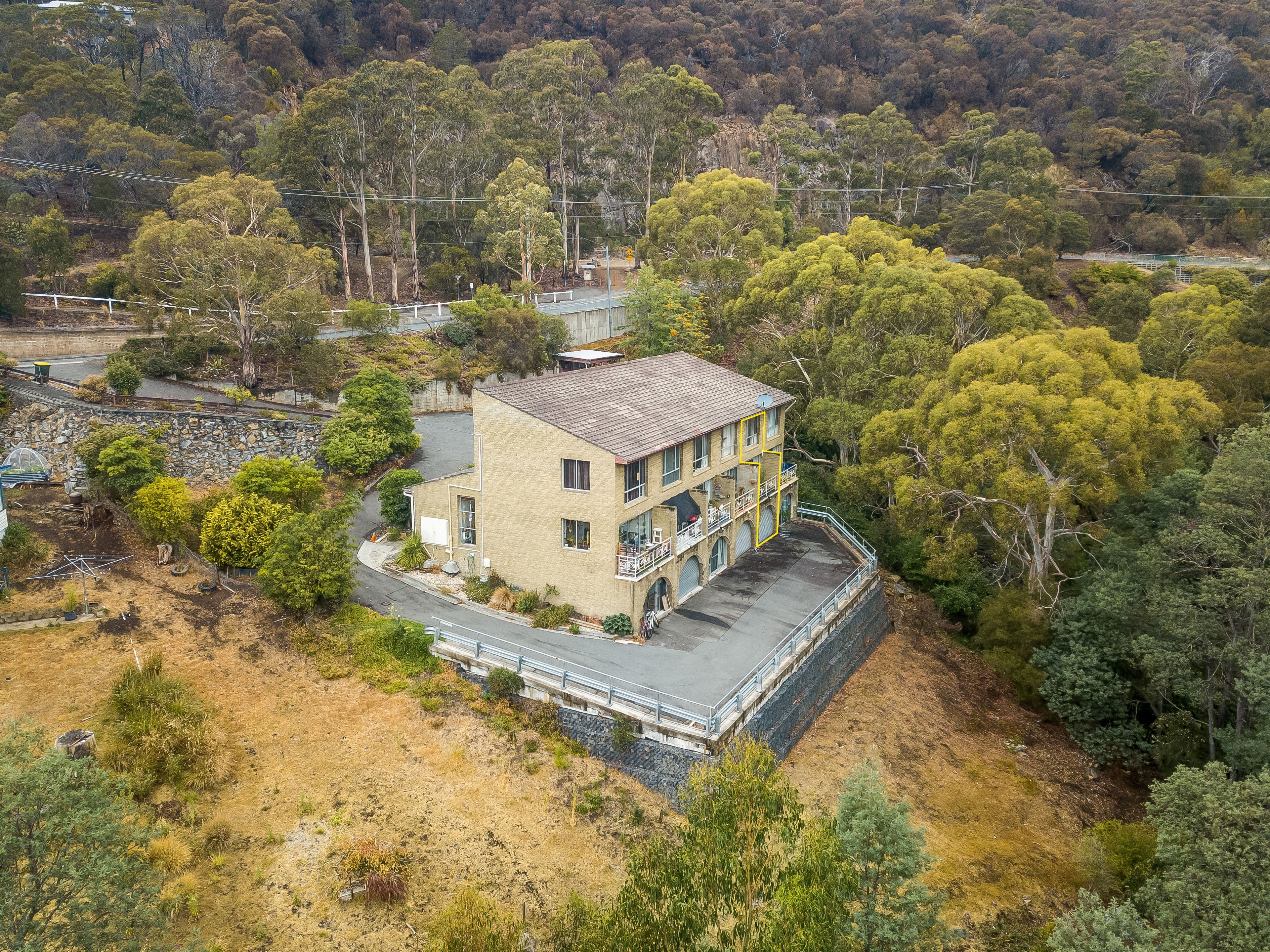 64 Waterworks Road, Dynnyrne TAS 7005, Dynnyrne - Thumbnail 2
