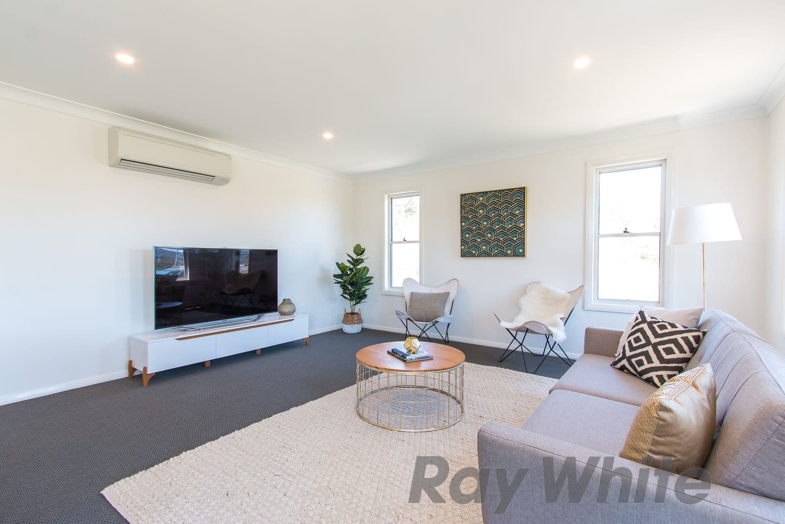 36 Blantyre Road, Macquarie Hills - Image 1